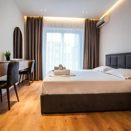 Apartmán 2br At Cafe Flora - Skanderbeg Square Area Tirana